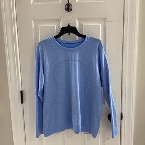 Lululemon Swiftly relaxed Long Sleeve size 14 blue